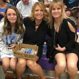 Meet your Posher, Angie